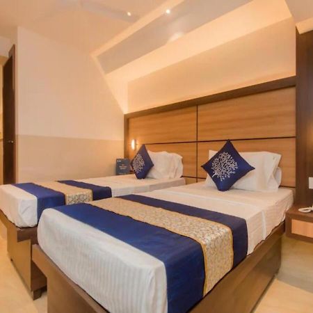 Hotel Mourya Residency Navi Mumbai Exterior foto